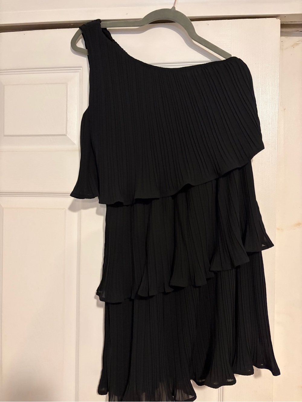 Layered One-Shoulder Black Pleated Dress